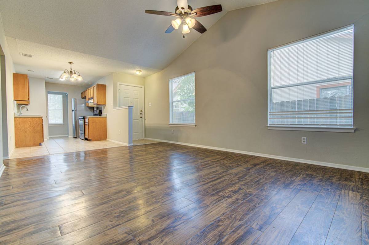 Apartment for rent at 8116 W Gate Blvd, Austin, TX 78745