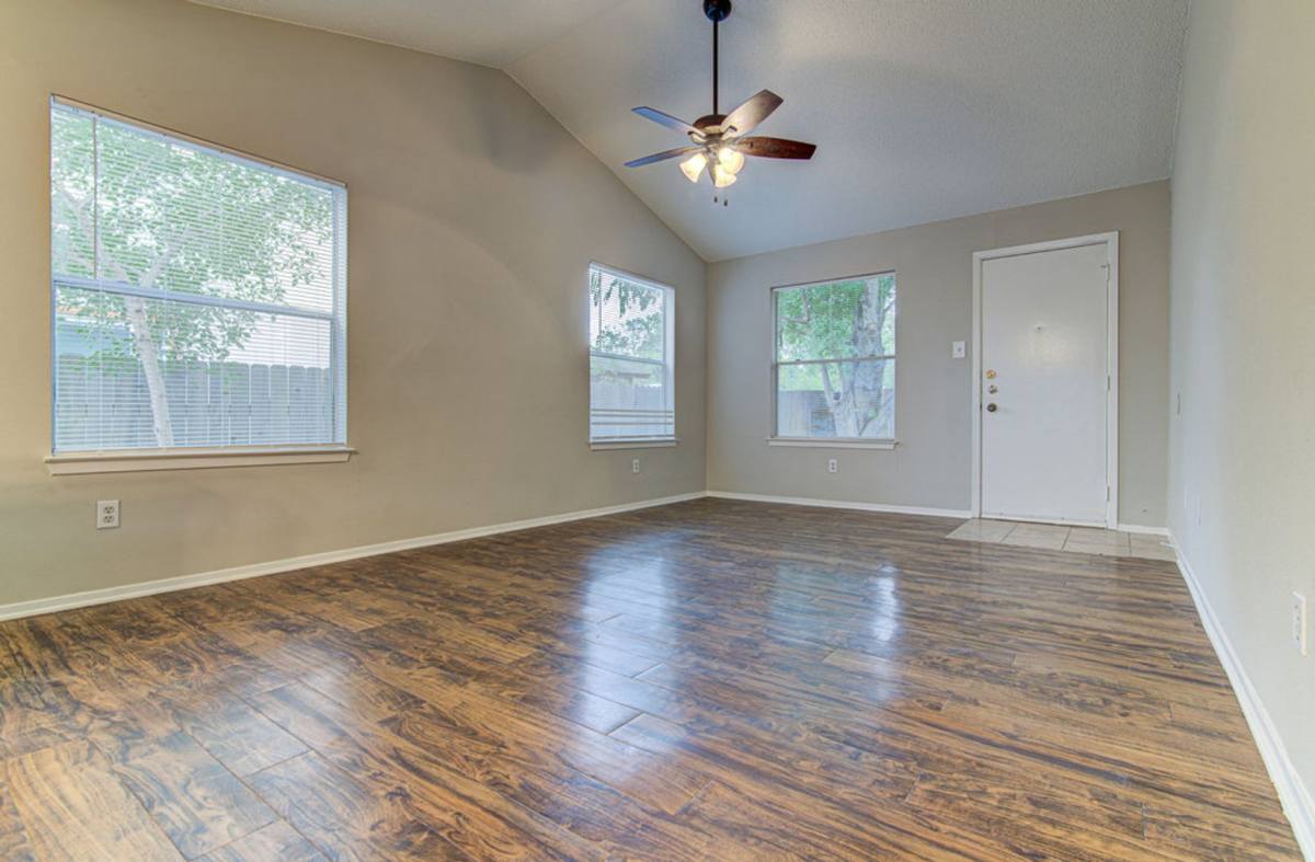 Apartment for rent at 8116 W Gate Blvd, Austin, TX 78745