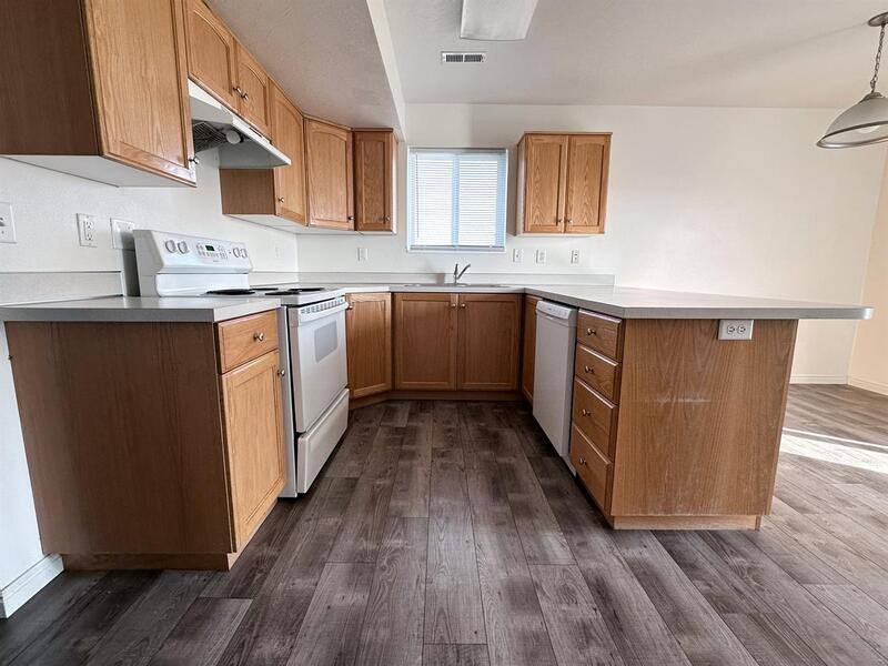 Townhouse for rent at 15080 N 5400 W #1, Garland, UT 84312