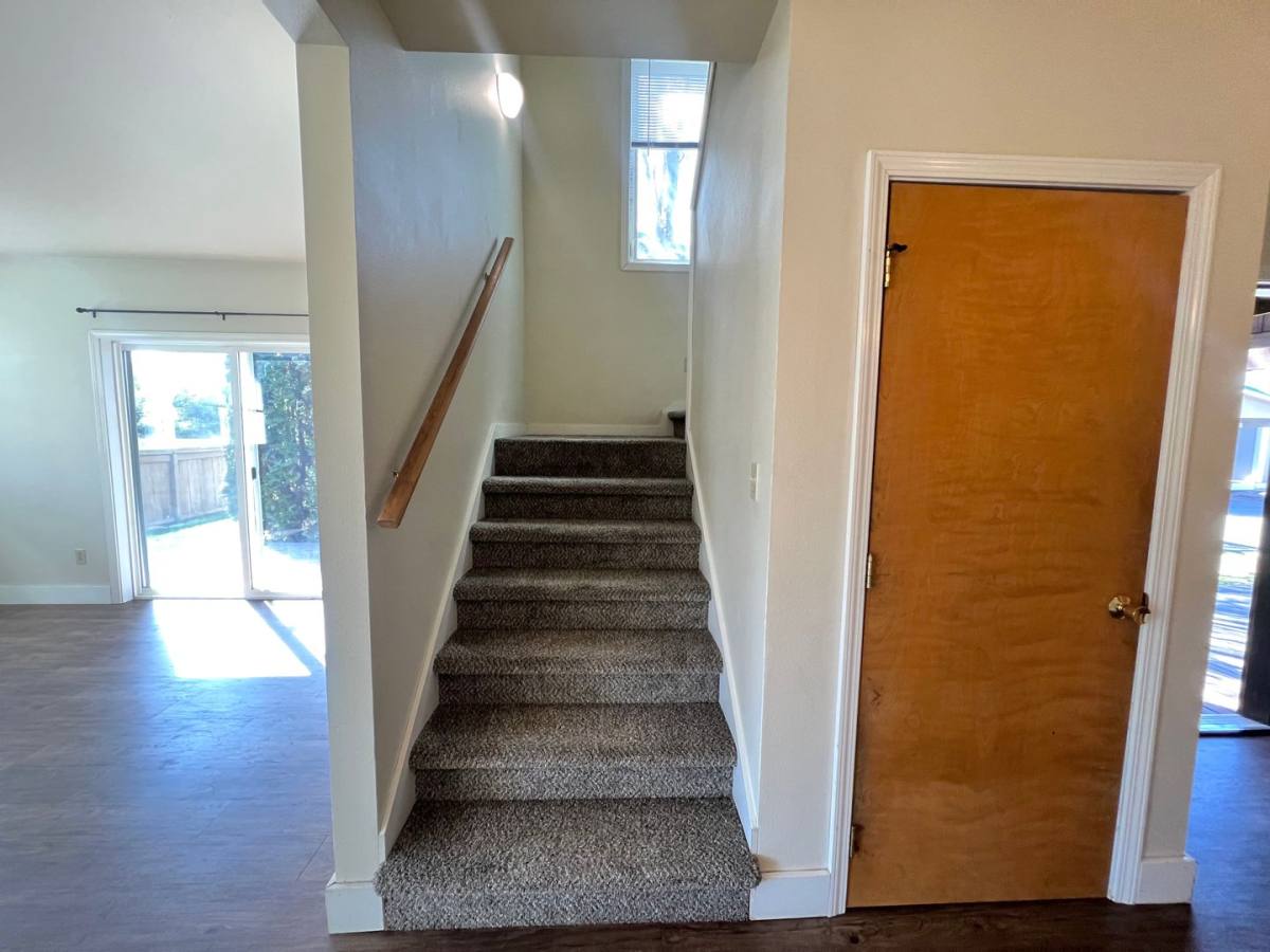 Apartment for rent at 1308 N Brooklane, Ellensburg, WA 98926