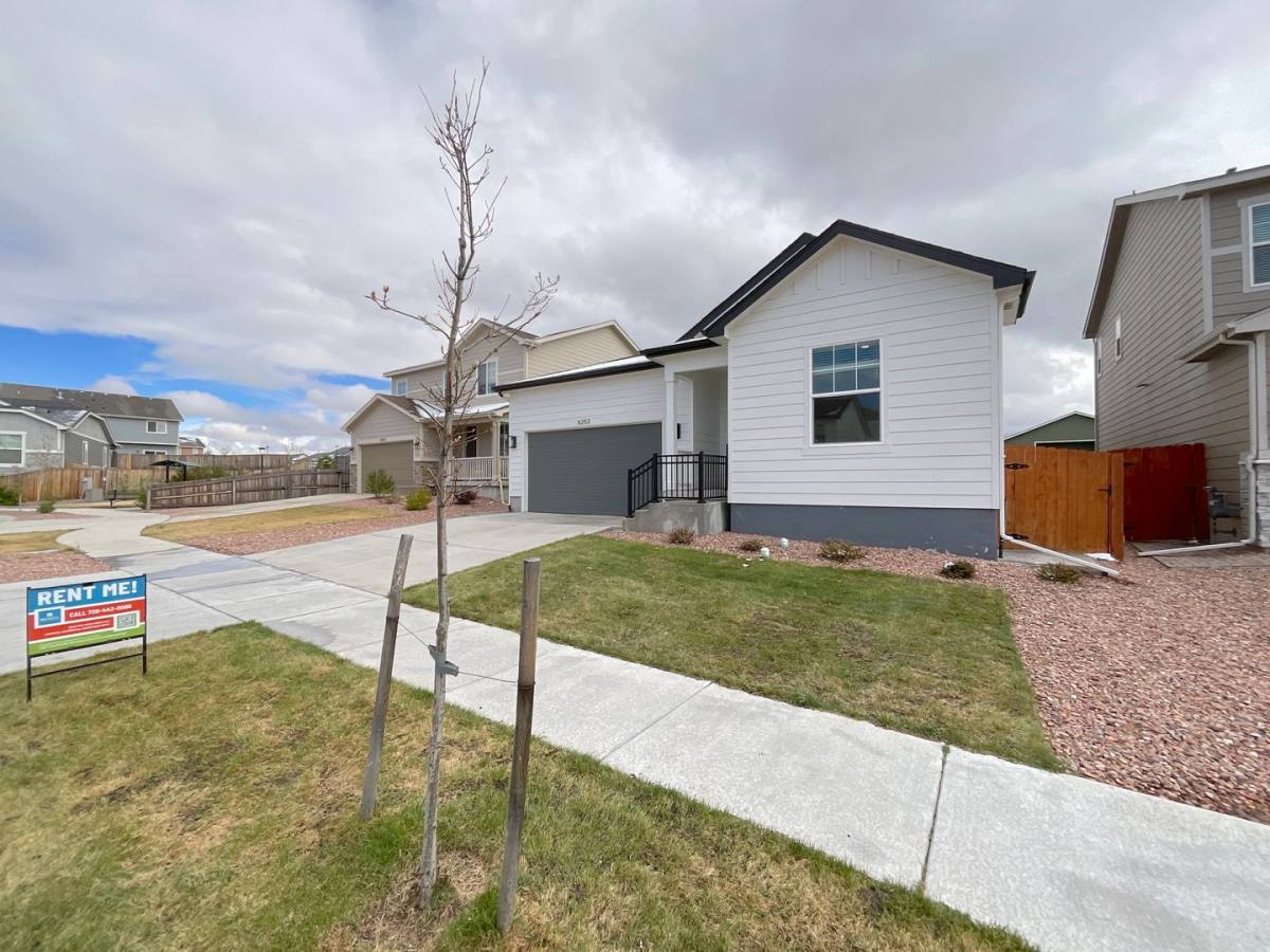House for rent at 6253 Bodacious Circle, Colorado Springs, CO 80923