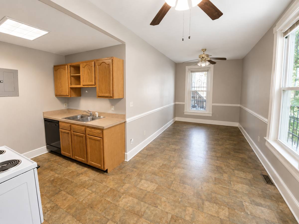 Apartment for rent at 1228 S Brook St, Louisville, KY 40203