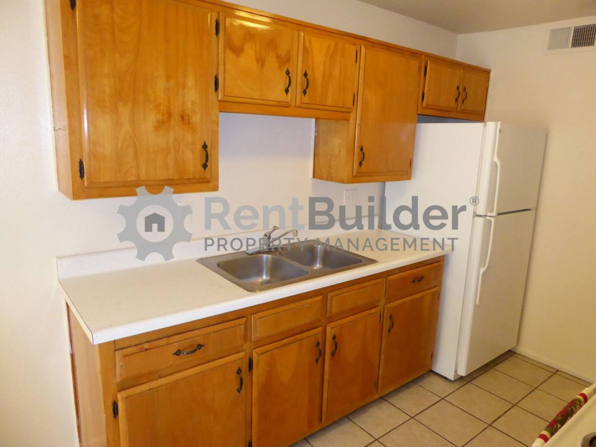 Apartment for rent at 205 Vassar Dr SE, Albuquerque, NM 87106