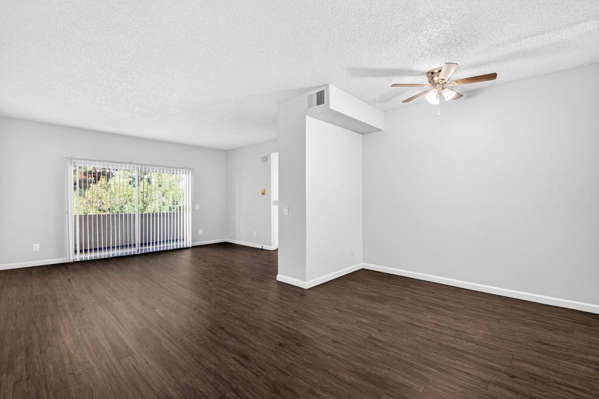 Apartment for rent at 10749 Francis Place, Los Angeles, CA 90034