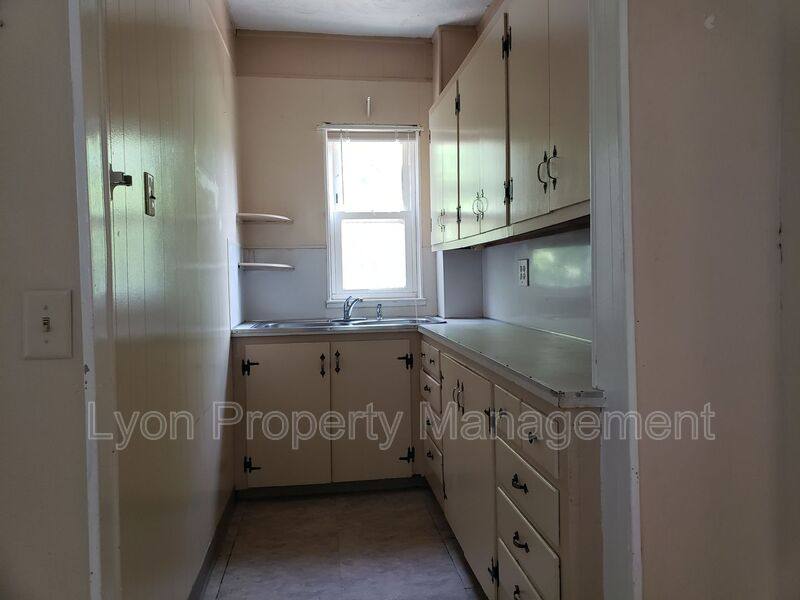 Apartment for rent at 107 Burgess Ave #1, East Providence, RI 02914