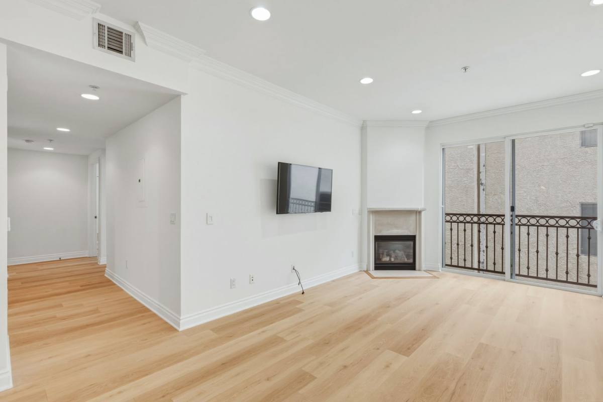 Condo for rent at 1444 S Point View St, Los Angeles, CA 90035