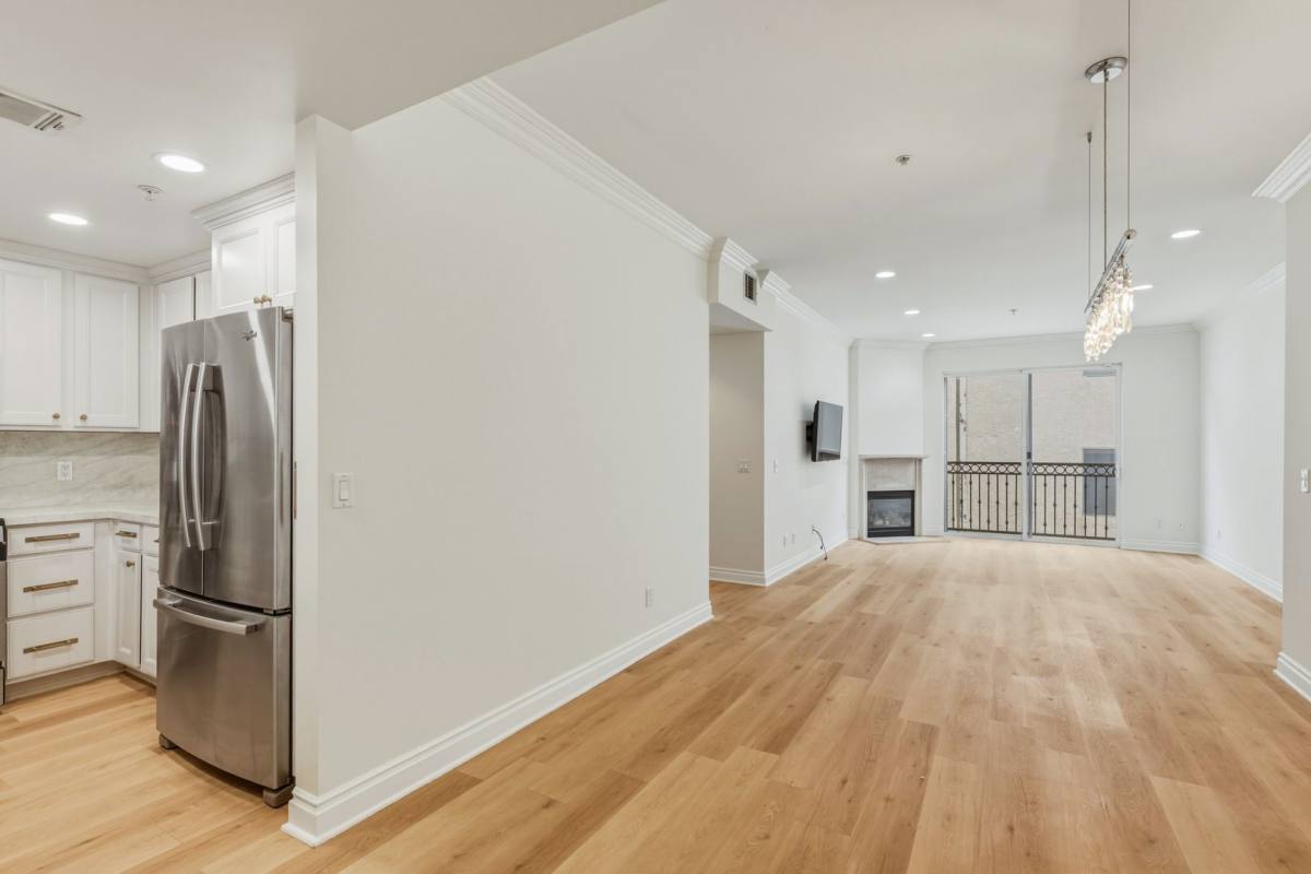 Condo for rent at 1444 S Point View St, Los Angeles, CA 90035
