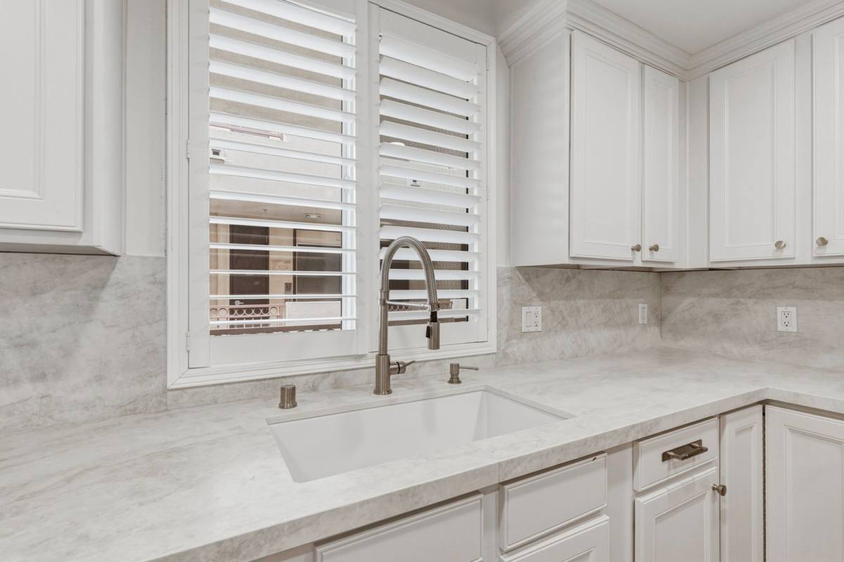 Condo for rent at 1444 S Point View St, Los Angeles, CA 90035