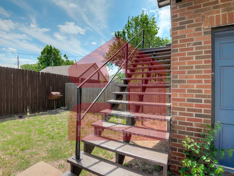 Apartment for rent at 704 NW 92nd St #B, Oklahoma City, OK 73114
