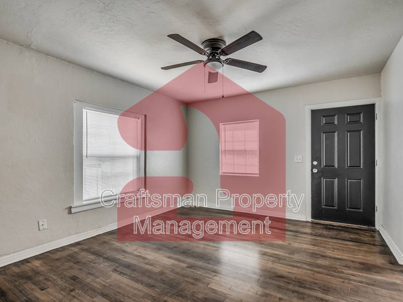 Apartment for rent at 704 NW 92nd St #B, Oklahoma City, OK 73114