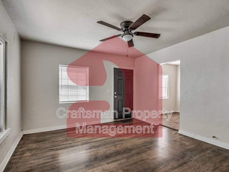Apartment for rent at 704 NW 92nd St #B, Oklahoma City, OK 73114