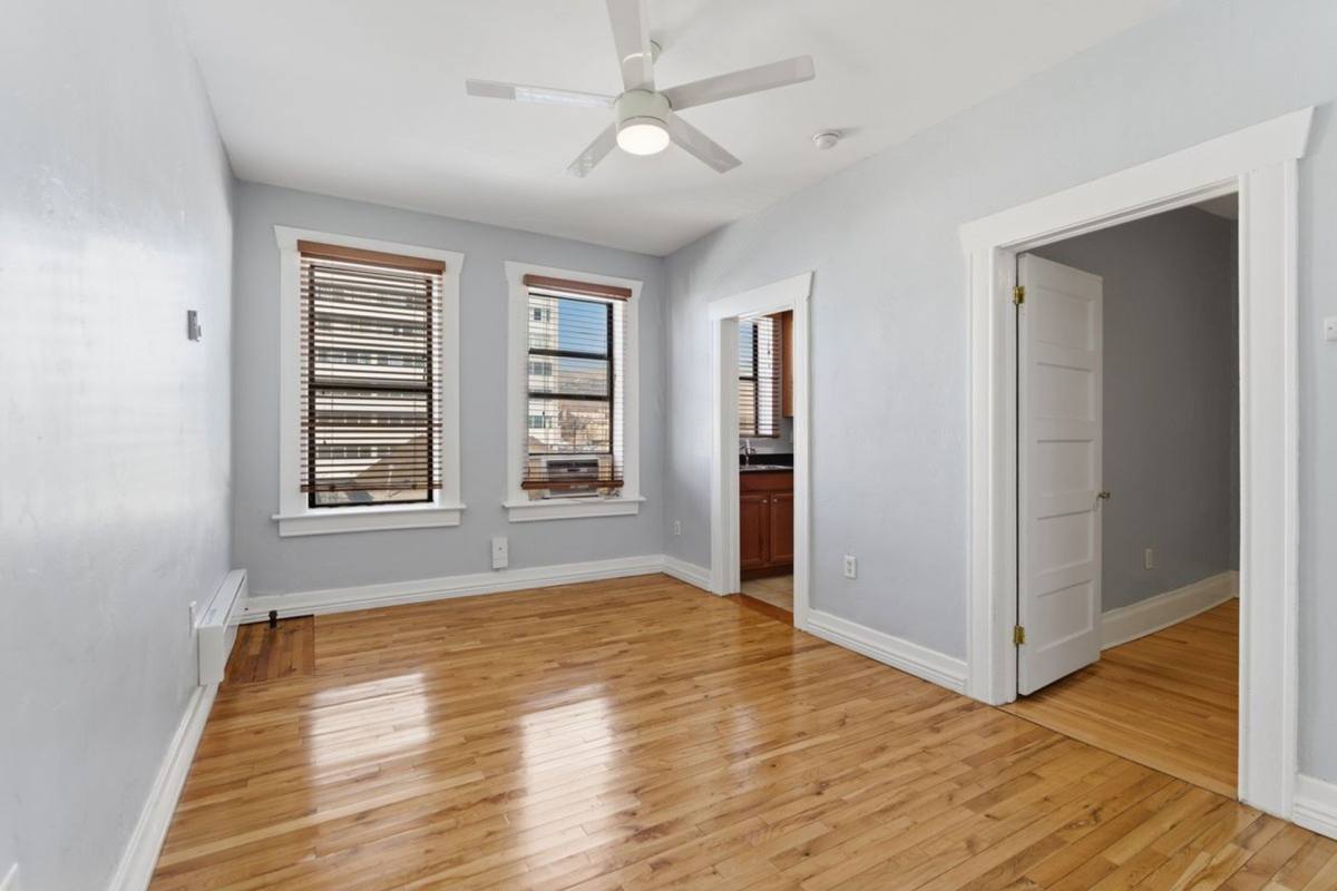 Apartment for rent at 215 S 300 E, Salt Lake City, UT 84111