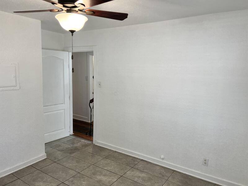 House for rent at 146 Eross St, San Antonio, TX 78202