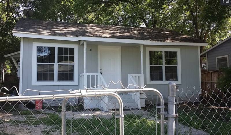 House for rent at 146 Eross St, San Antonio, TX 78202