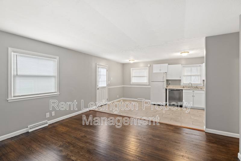 House for rent at 328 Harvard Dr, Lexington, KY 40517