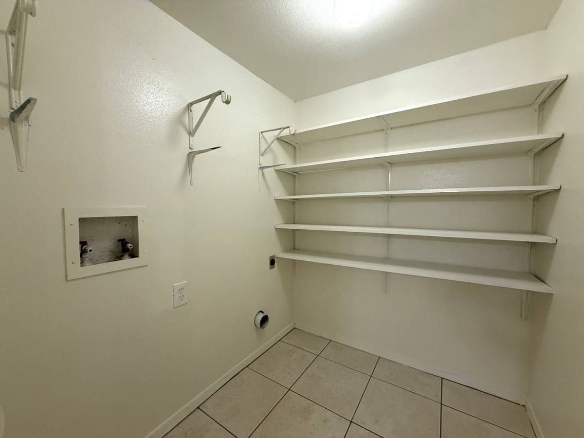 Townhouse for rent at 900 W Village Lane, Austin, TX 78758