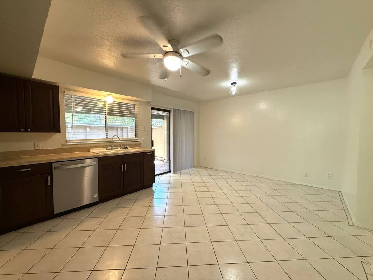 Townhouse for rent at 900 W Village Lane, Austin, TX 78758