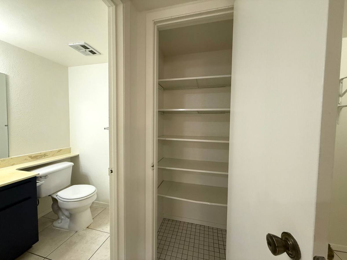 Townhouse for rent at 900 W Village Lane, Austin, TX 78758