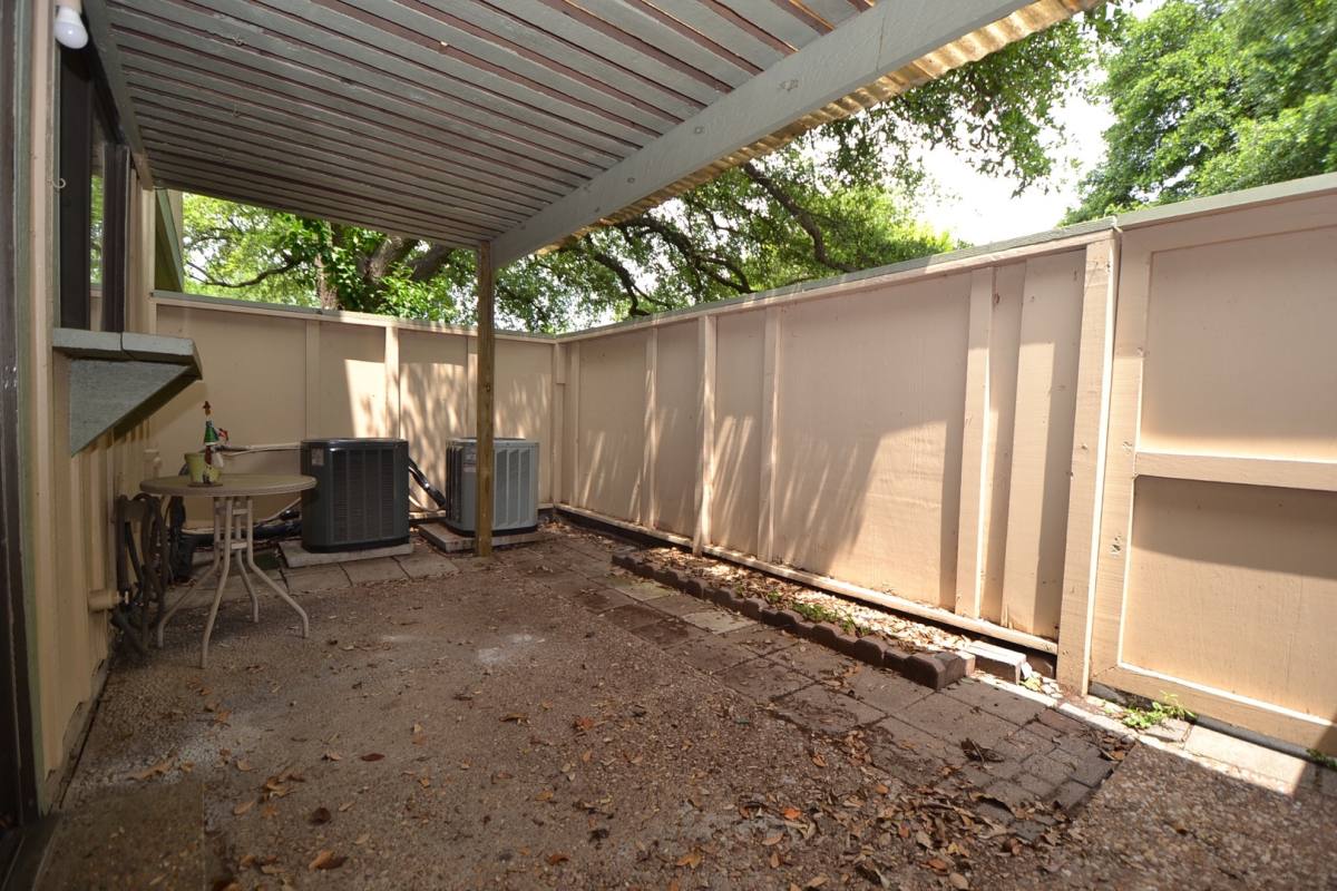 Townhouse for rent at 900 W Village Lane, Austin, TX 78758