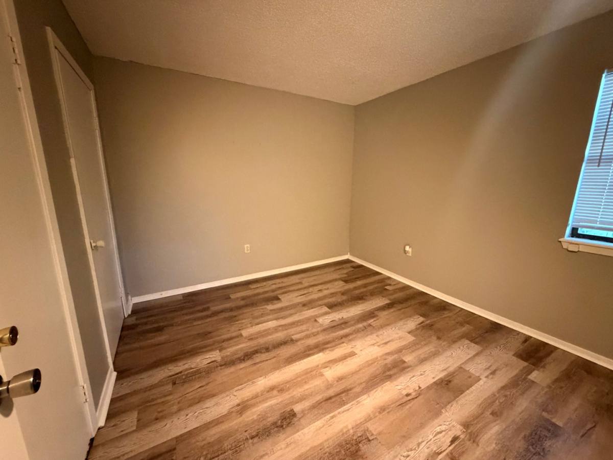 Apartment for rent at 406 N Joplin Place, Russellville, AR 72801