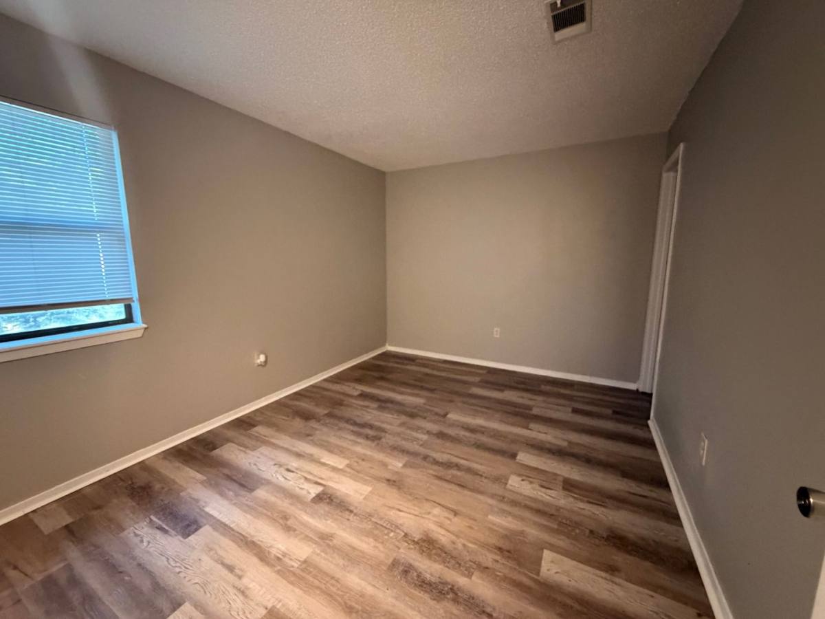 Apartment for rent at 406 N Joplin Place, Russellville, AR 72801