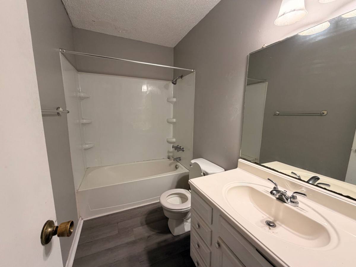 Apartment for rent at 406 N Joplin Place, Russellville, AR 72801