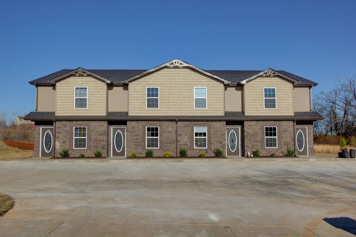 Apartment for rent at 985 Big Sky Dr, Clarksville, TN 37040
