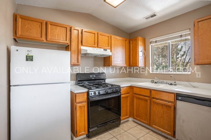 Apartment for rent at 166 N 400 W #21, Provo, UT 84601