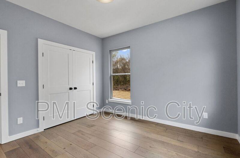 House for rent at 1316 Gadd Rd, Hixson, TN 37343