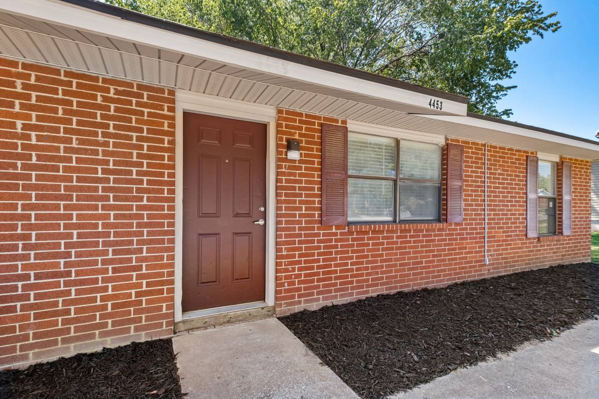 Townhouse for rent at 4453 W Acoma St, Fayetteville, AR 72704