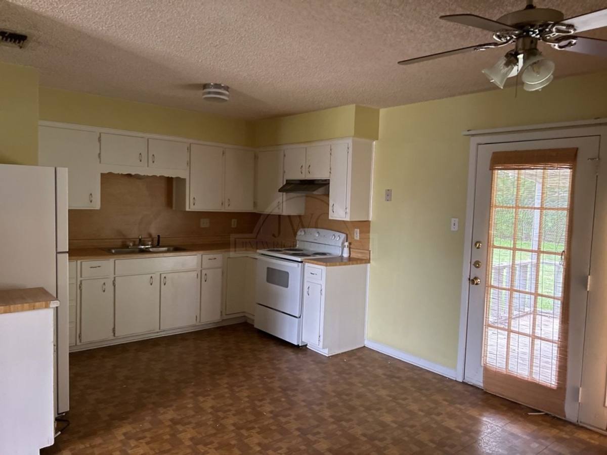 House for rent at 820 Michelle Dr, Copperas Cove, TX 76522