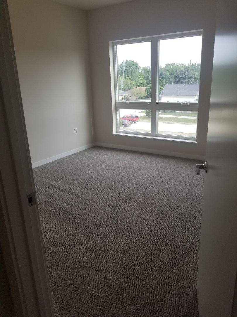 Apartment for rent at 2724 Kohler Memorial Dr, Sheboygan, WI 53081