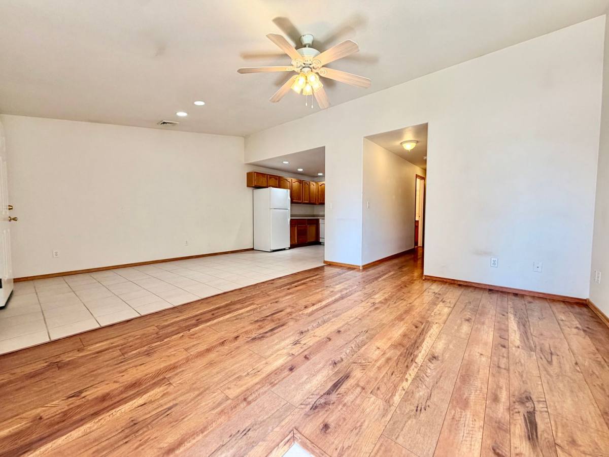 Townhouse for rent at 1547-1549 SW Rimrock Way, Redmond, OR 97756