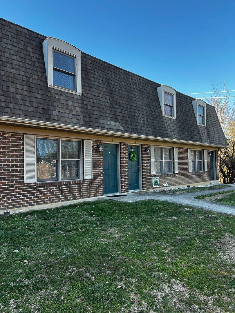 Apartment for rent at 257 Maryland Dr, Richmond, KY 40475