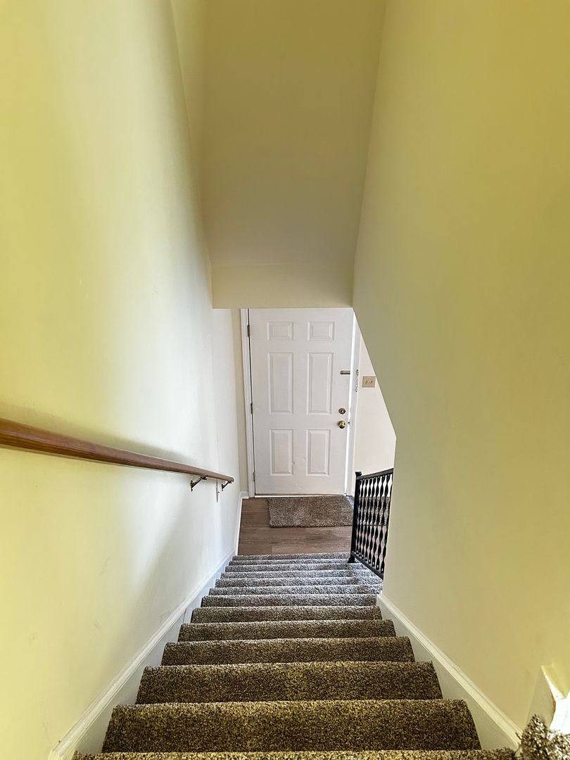 Apartment for rent at 257 Maryland Dr, Richmond, KY 40475