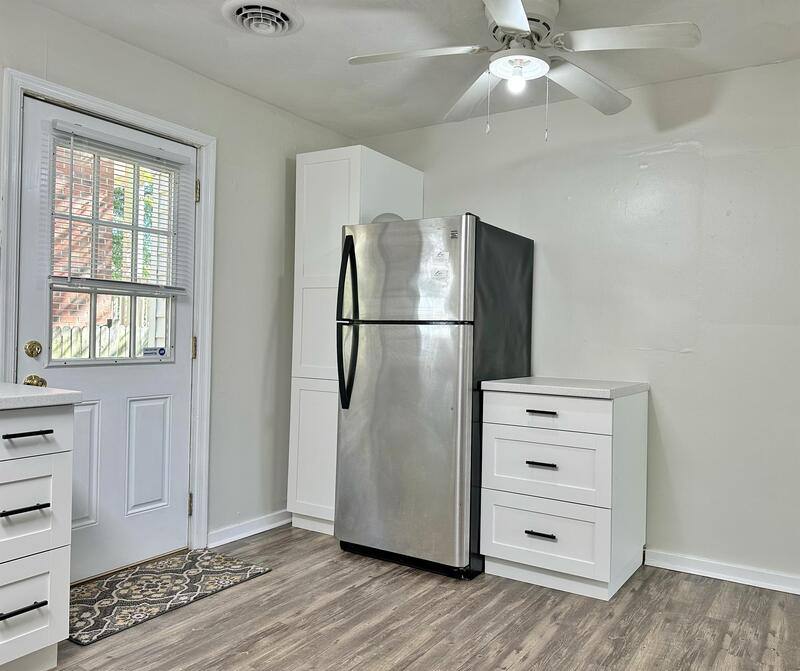 Apartment for rent at 852 W 48th St #B, Norfolk, VA 23508