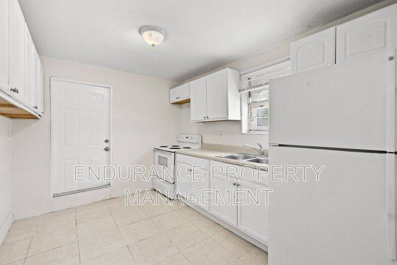 House for rent at 1125 W 28th St, West Palm Beach, FL 33404