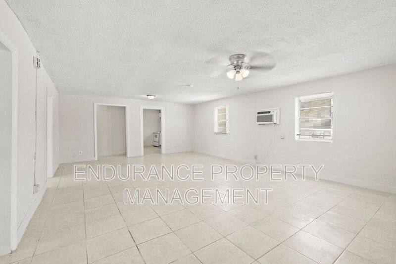 House for rent at 1125 W 28th St, West Palm Beach, FL 33404
