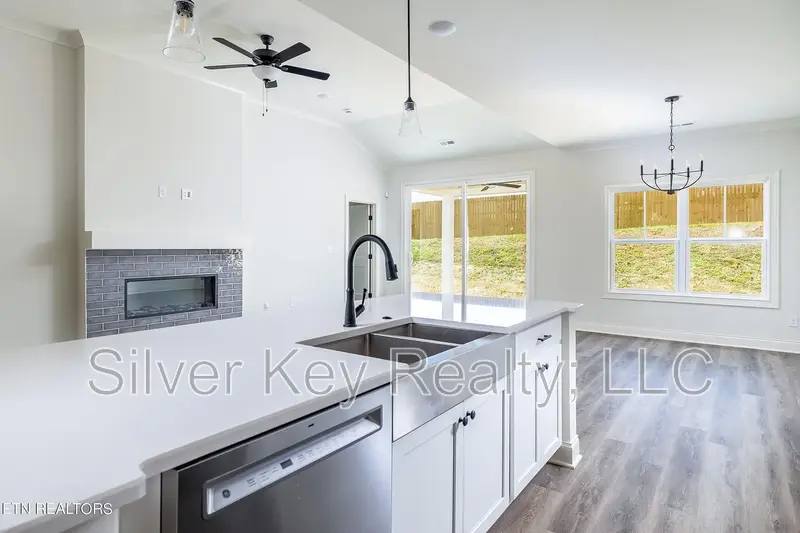 Townhouse for rent at 141 River Park Lane, Sweetwater, TN 37874