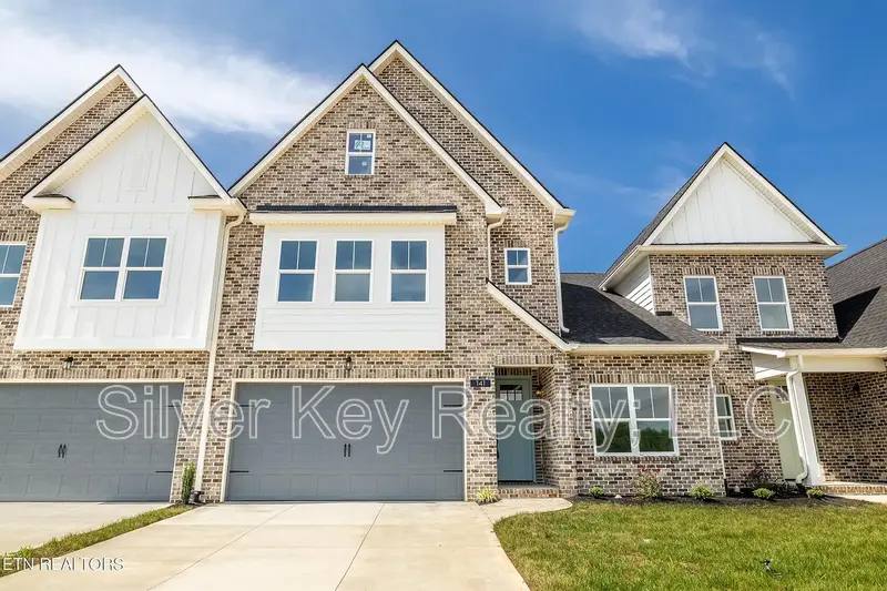Townhouse for rent at 141 River Park Lane, Sweetwater, TN 37874