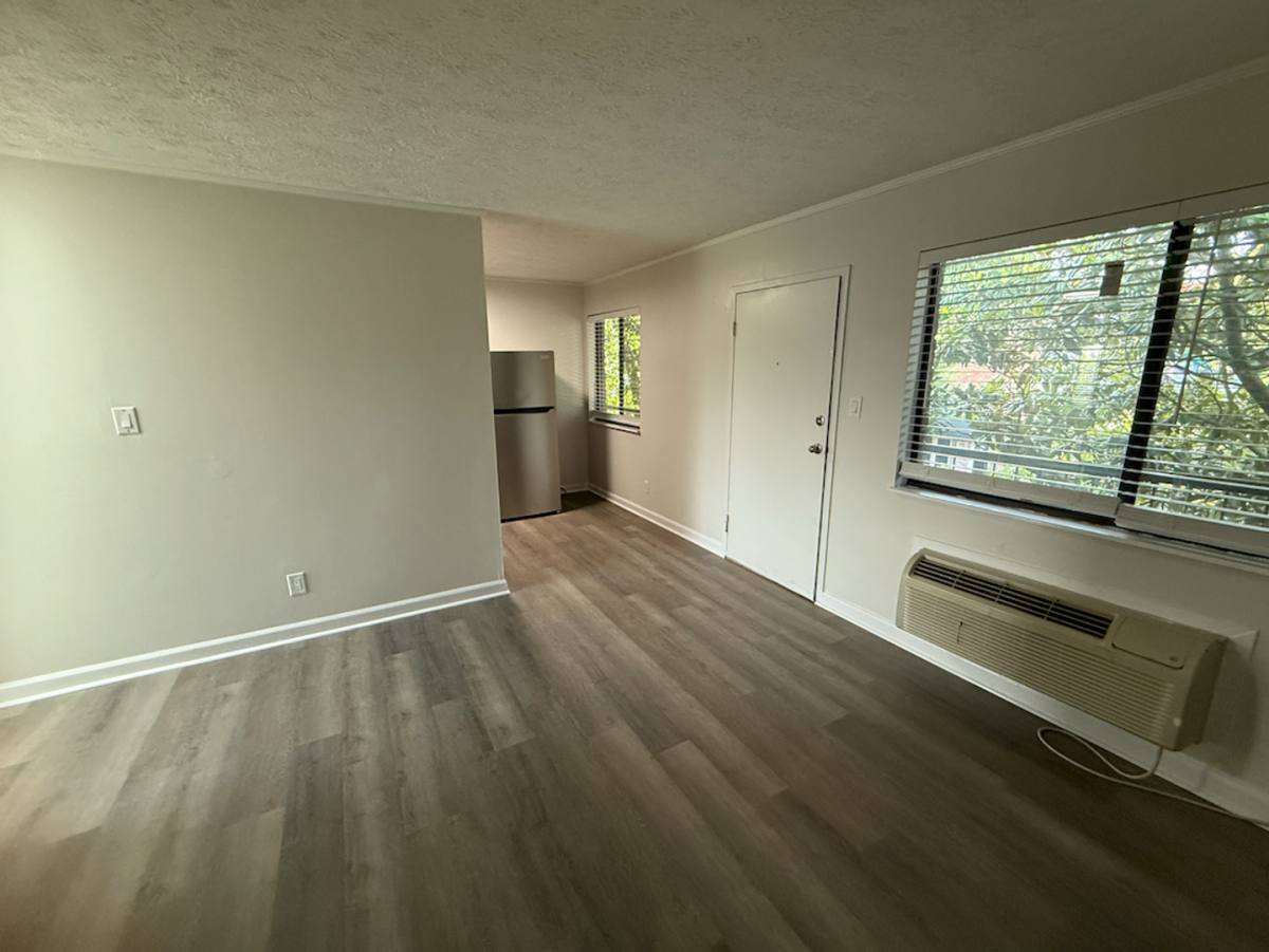Apartment for rent at 2718 Painter Ave SW, Knoxville, TN 37919