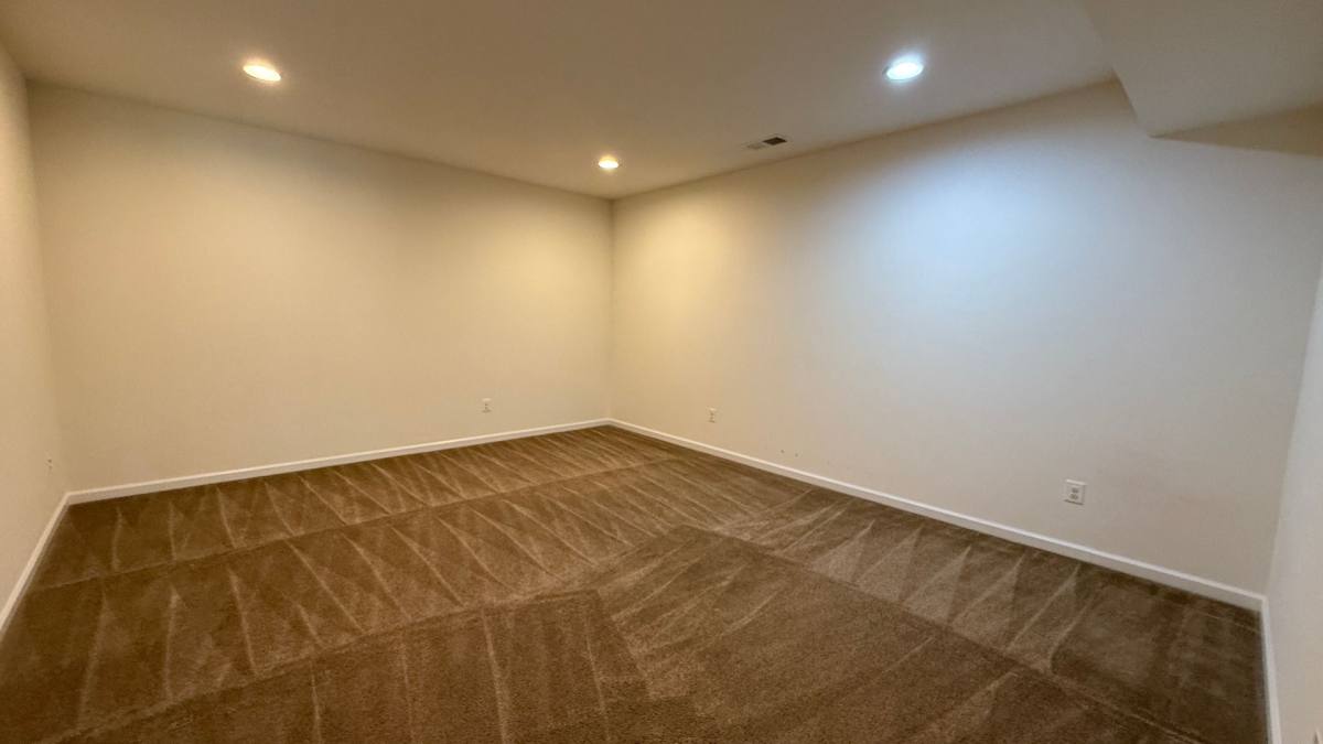 House for rent at 12421 Mays Quarter Rd, Woodbridge, VA 22192