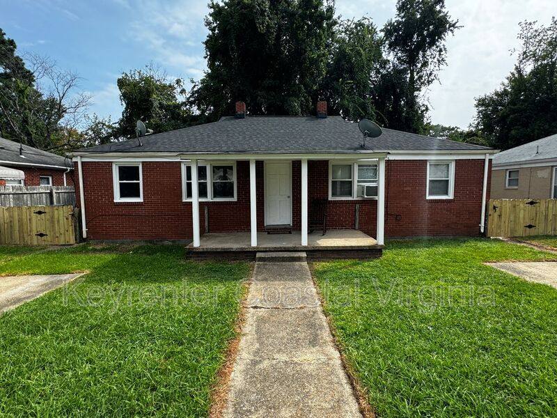 Apartment for rent at 211 Rogers Ave #B, Norfolk, VA 23505