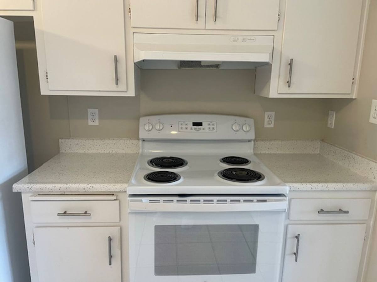 Apartment for rent at 1402 N Craycroft Rd, Tucson, AZ 85712