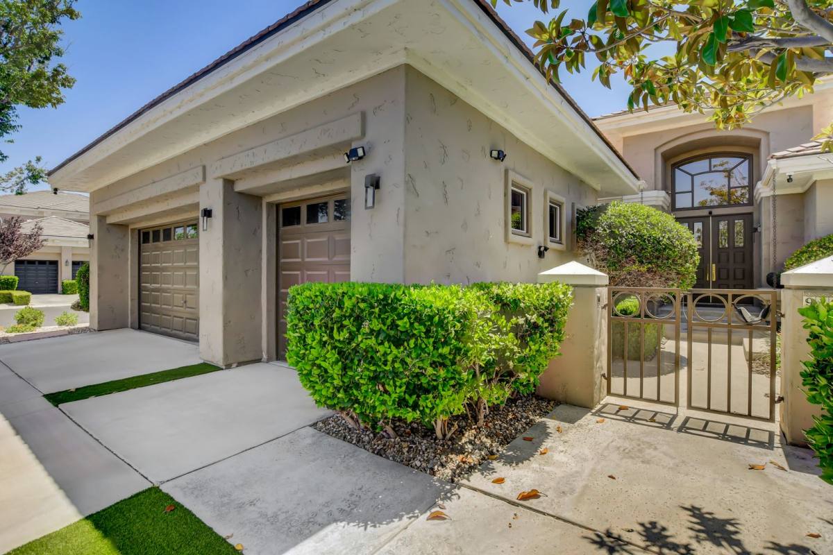 House for rent at 9101 Crystal Lake Court, Las Vegas, NV 89134