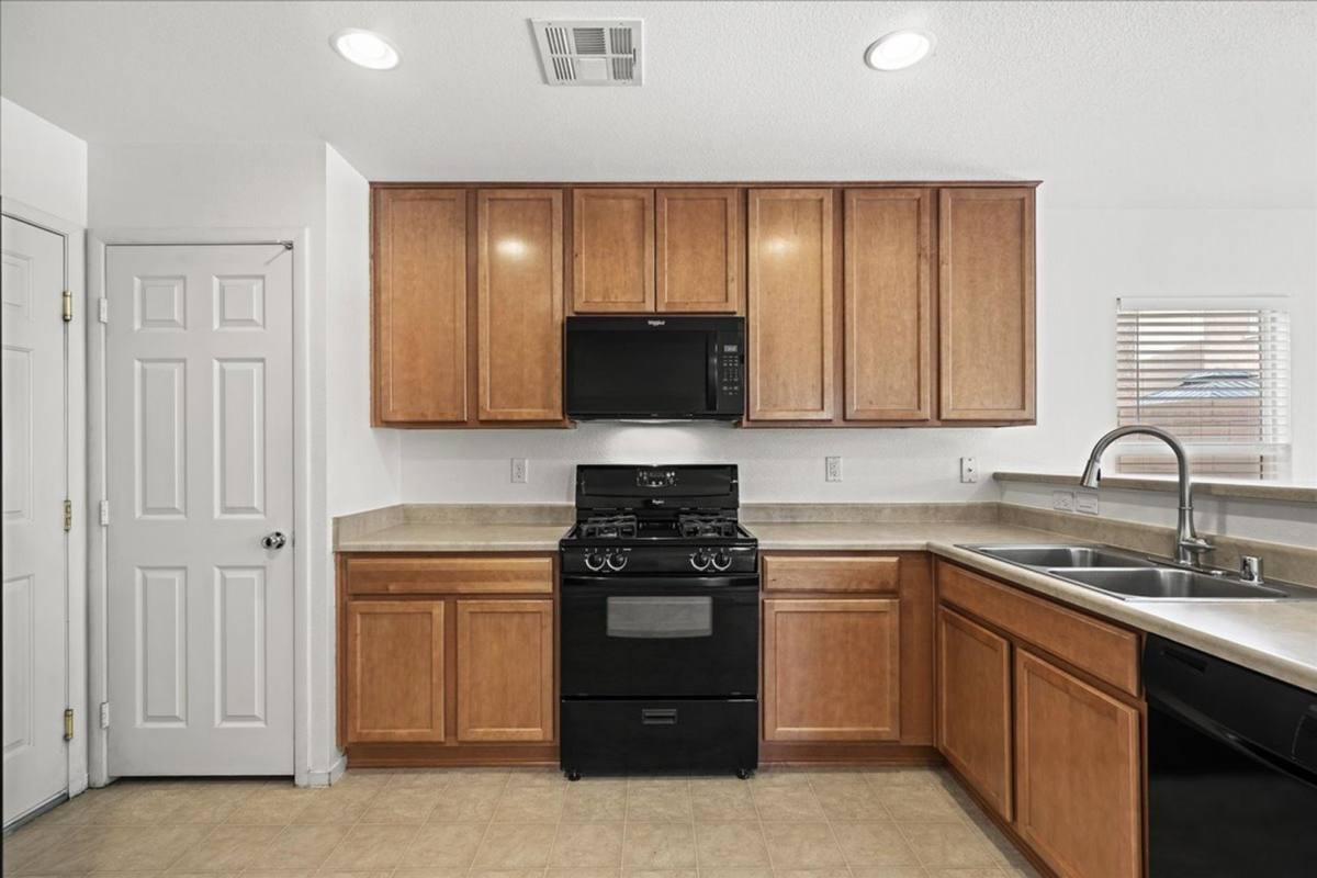 House for rent at 8640 Bella Sparkle Ave, Las Vegas, NV 89178