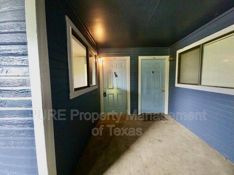 Townhouse for rent at 2500 Burleson Rd #521, Austin, TX 78741