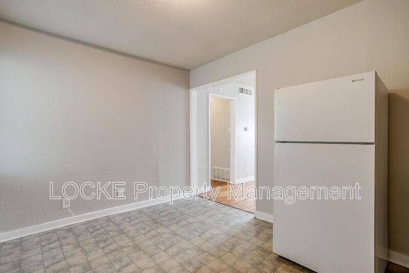 Apartment for rent at 3417 S University Dr #C, Fort Worth, TX 76109