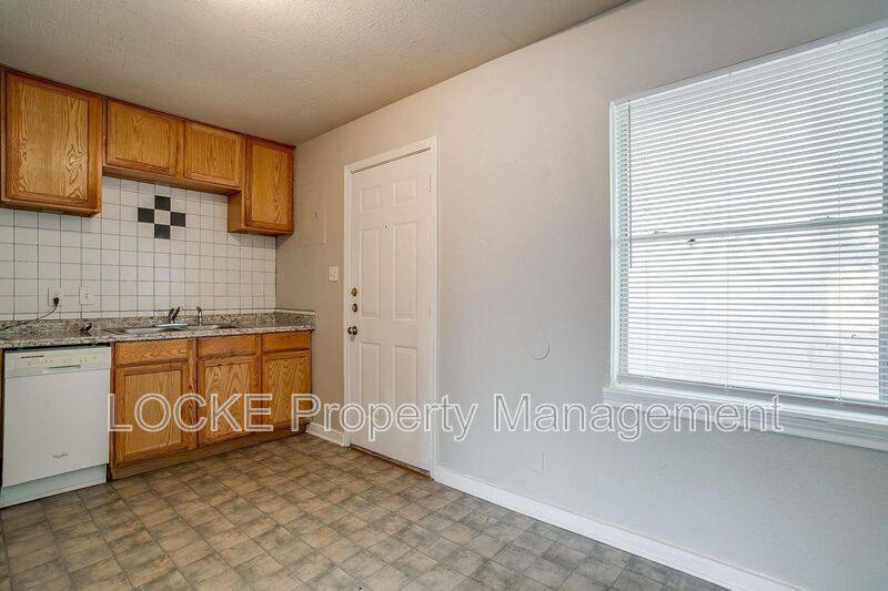 Apartment for rent at 3417 S University Dr #C, Fort Worth, TX 76109
