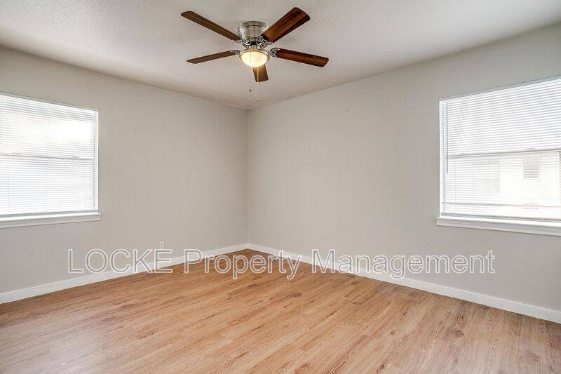 Apartment for rent at 3417 S University Dr #C, Fort Worth, TX 76109